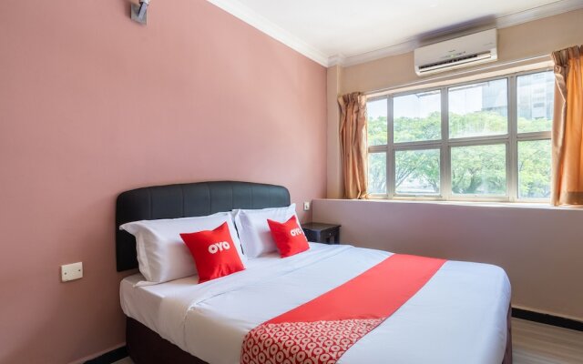 OYO 89844 Green Villa Hotel