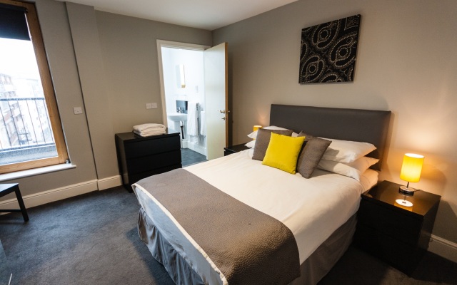 The City Warehouse Aparthotel