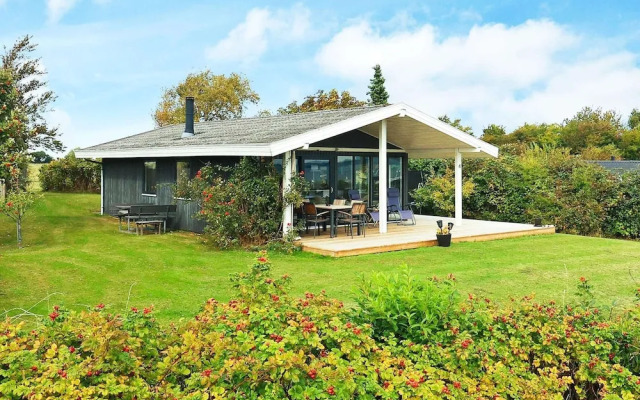 6 Person Holiday Home in Ebberup