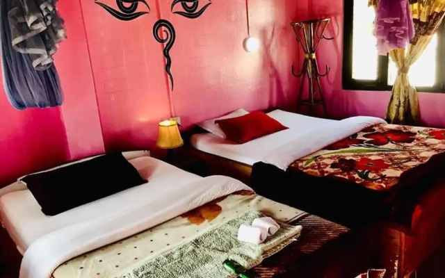 Safari Wildlife Lodge & Camp