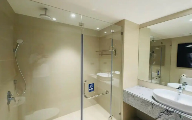 Gold Coast Apartment