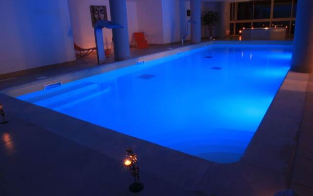 Family Apartment With Balcony 200 m. From the City Center