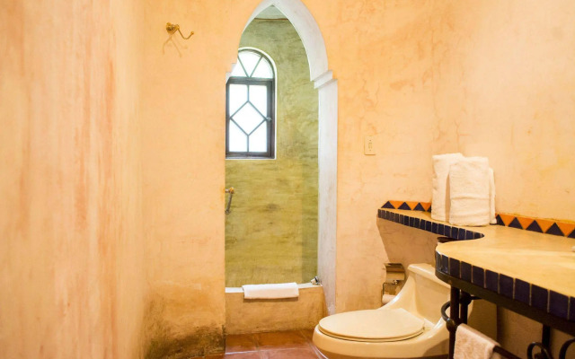 Posada de Los Leones