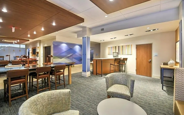 Holiday Inn Express & Suites Lehi - Thanksgiving Point
