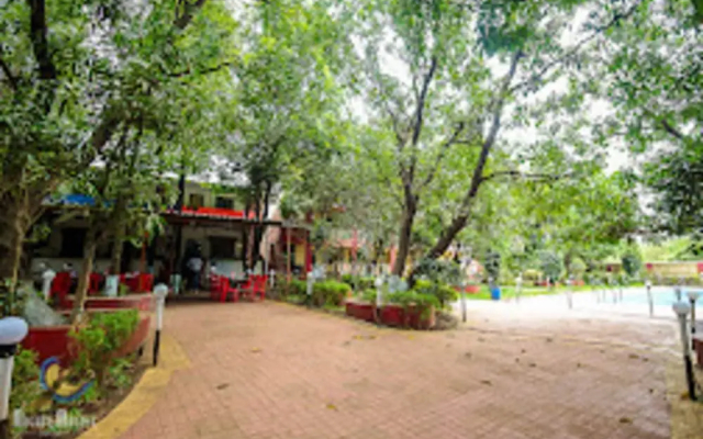 Smita Baug