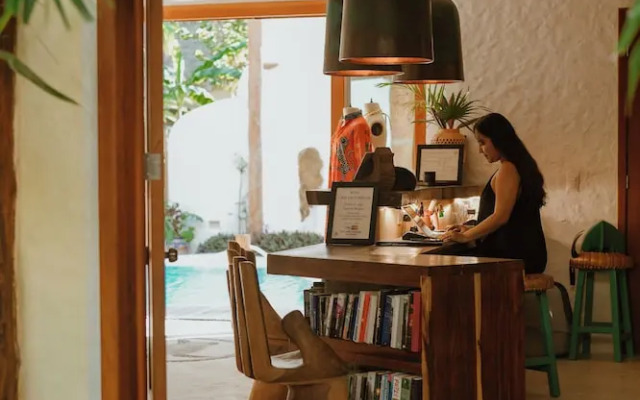 Casa Las Tortugas Petit Beach Hotel & Spa