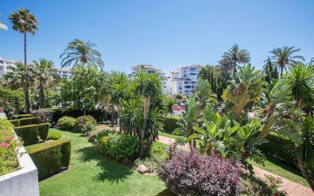 OleHolidays Medina Garden Puerto Banús 100 m. Playa