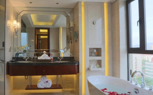 S & N International Hotel Linhai