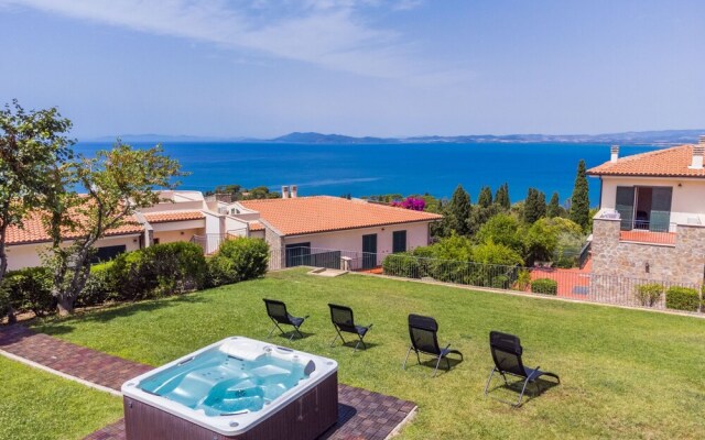 Three-room Apartment Porto Santo Stefano