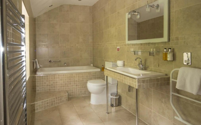 Ravenstone Lodge Country House Hotel