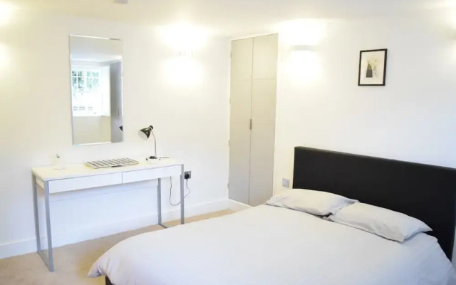Stunning 1 Bedroom Apartment in Kennington