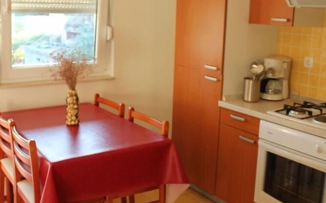 Ante - 50m From the sea - A2 Zuti