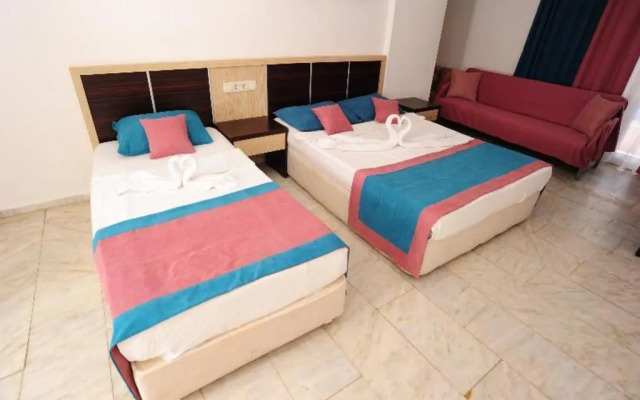 Semt Luna Beach Hotel