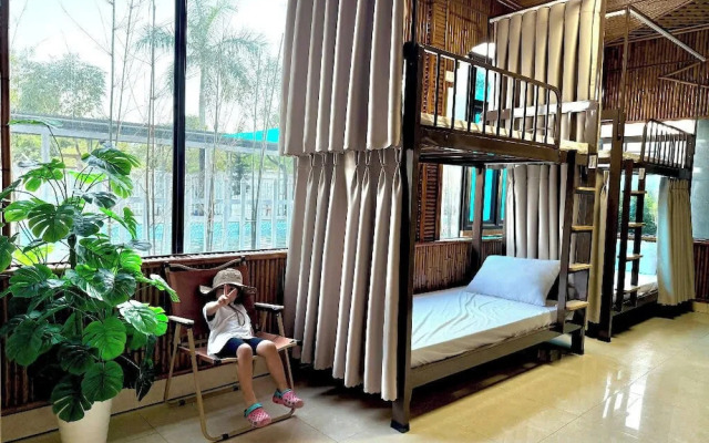 Sunset Garden Dorm