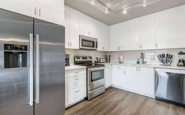 Stylish Condo in the Heart of Downtown