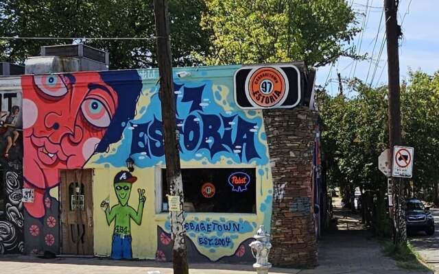 4 Minutes to Downtown by the Atlanta Beltline Trail in the Cabbagetown Neighborhood