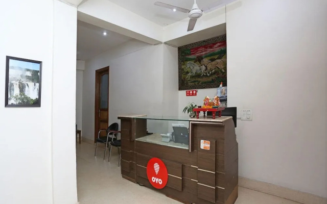 OYO 14445 Cyber Inn