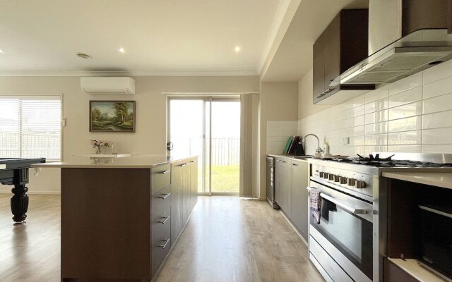 Saltwater Coast House by GoodLive