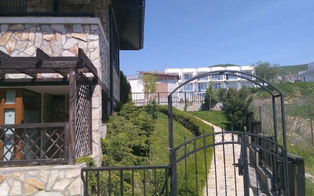 Kentavar apartments