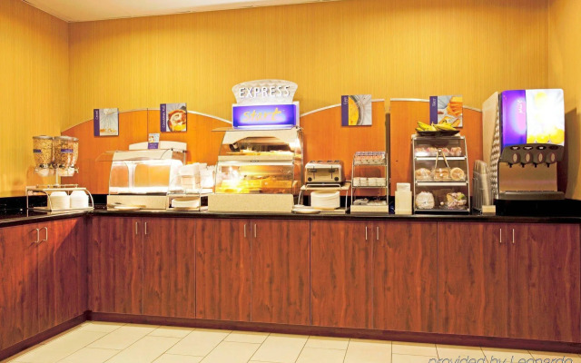 Holiday Inn Express Hotel & Suites Minden by IHG