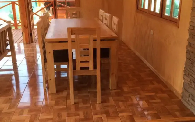 Casa con Piscina en Olmue