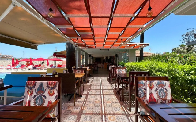Villa Dolunay Apart Hotel