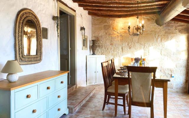 Boutique Traditional Spa Vila newly renovated 2023!