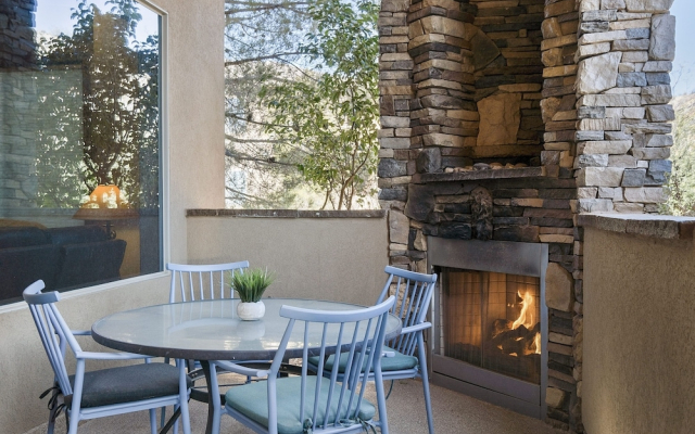 Sierra Sky Patio w/ Fireplace