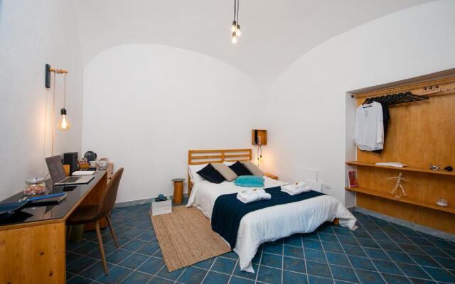 Light Blue - Apartment in the middle of everything