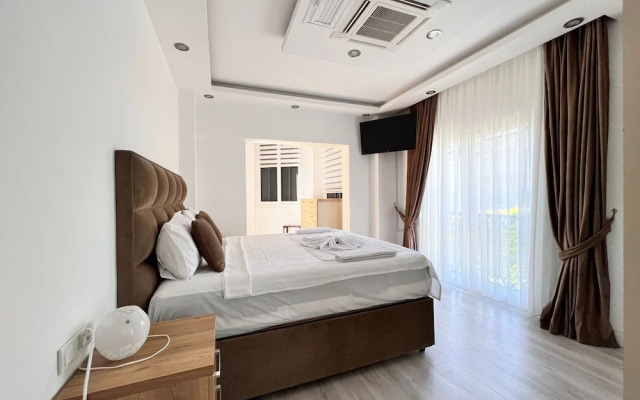 Luxury 7-bed Villa With Pool and Jacuzzi, Fethiye