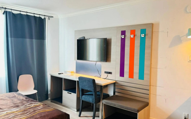 Hometel Suites - Los Angeles (Koreatown)