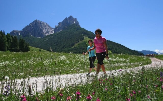 Albergo Garni' Laura