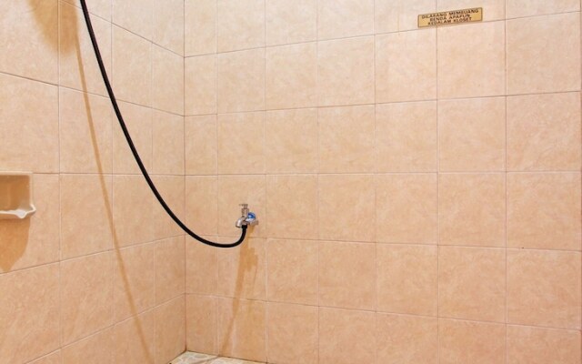 SPOT ON 92515 Timoti Guest House