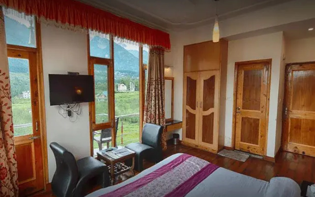 Hotel Aakash Regency