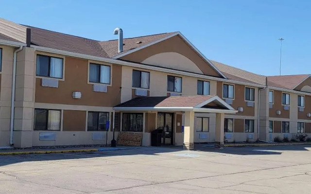 Quality Inn East
