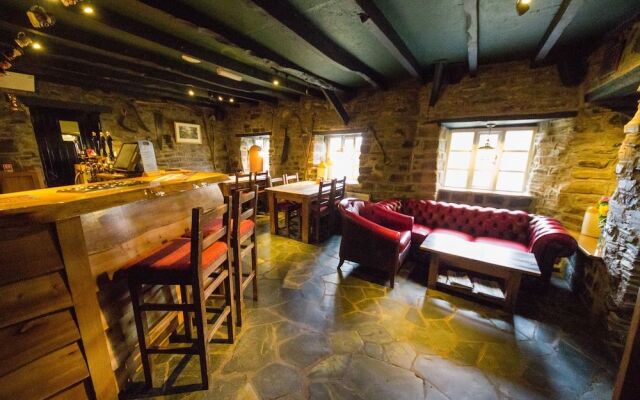 Bearslake Inn