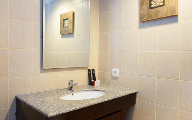 Ancol Homestay