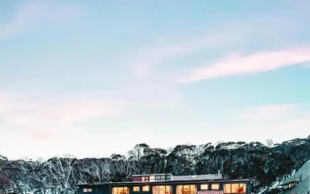 Boonoona Ski Lodge Perisher Valley
