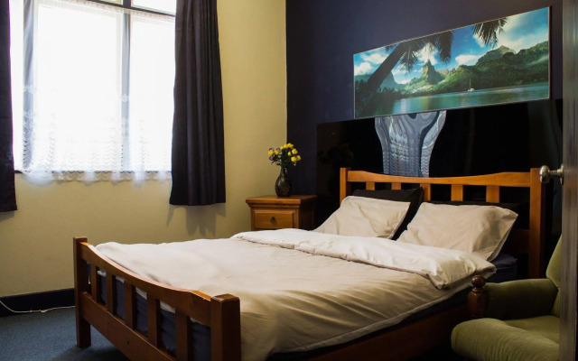 Geeky Gecko Backpackers