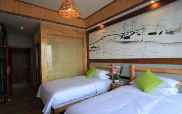 Hillside Mercure Zixing