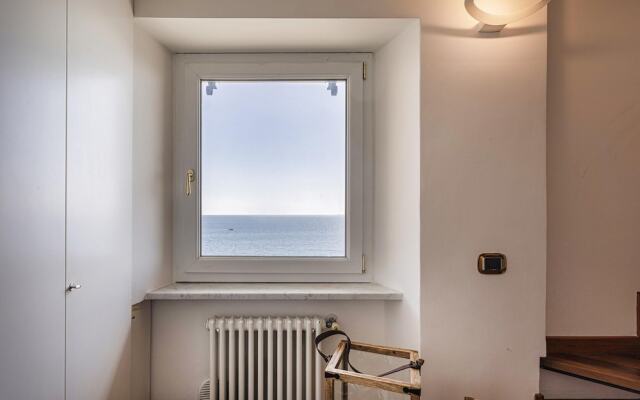 Il Balconcino sul Mare di Genova by Wonderful Italy