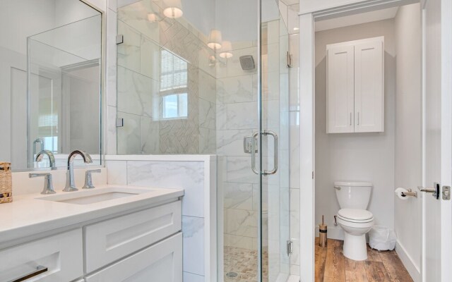 Good Vibes At Sunflower Beach