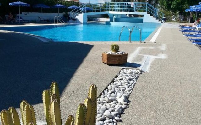 Faliro Hotel