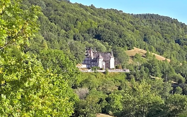 Chateau De Courbelimagne, Raulhac