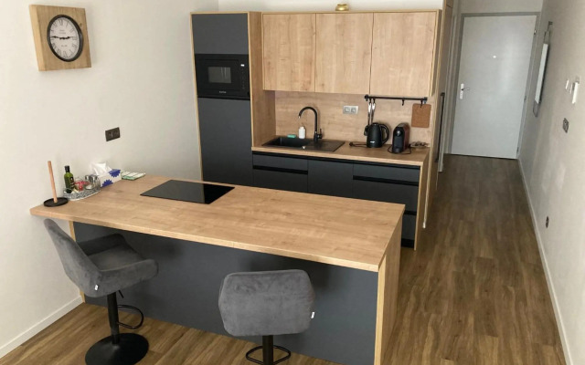 Moderný apartmán/garzónka v centre NR