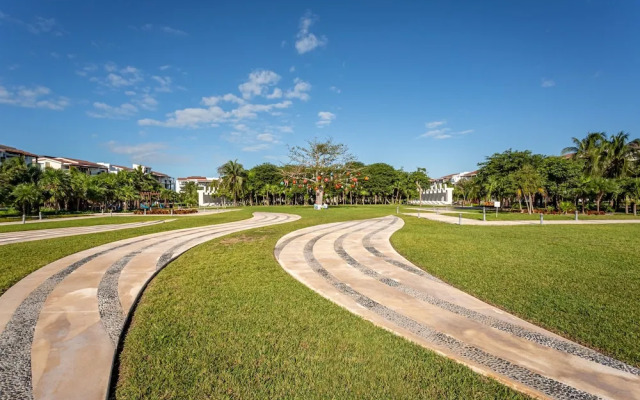 Z Casa Altamar 2 Bedroom Condo by RedAwning