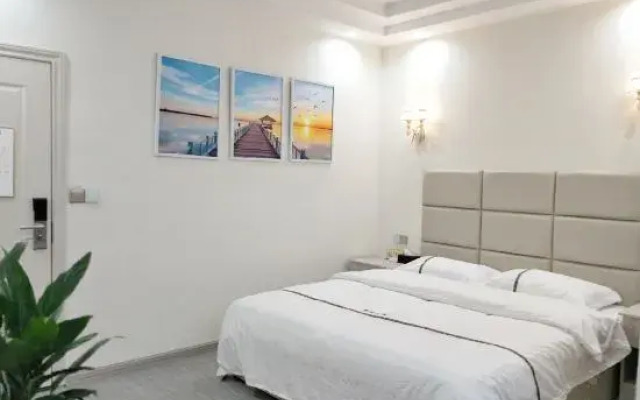 Fenggang Xinhe Apartment