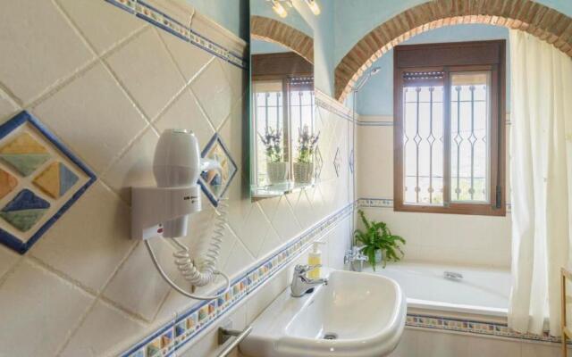 Villa Luz de Luna Guaro by Ruralidays