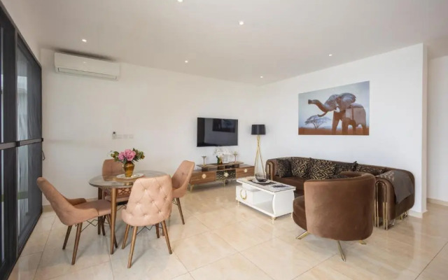 Tills No1 Beach Hotel