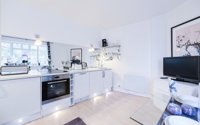 Leicester Square 1 bedroom apartment